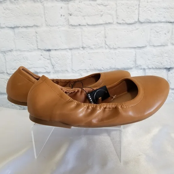 Torrid Scrunch Ballet Flats Shoes Size 8 Tan Cognac Brown Wide Width Neutral New - Picture 2 of 16